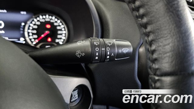 Jeep Renegade 2021 — photo 35