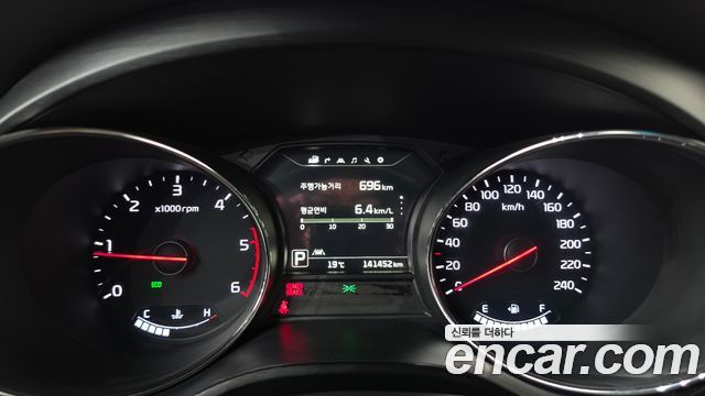 Kia Canival 2018 — photo 8