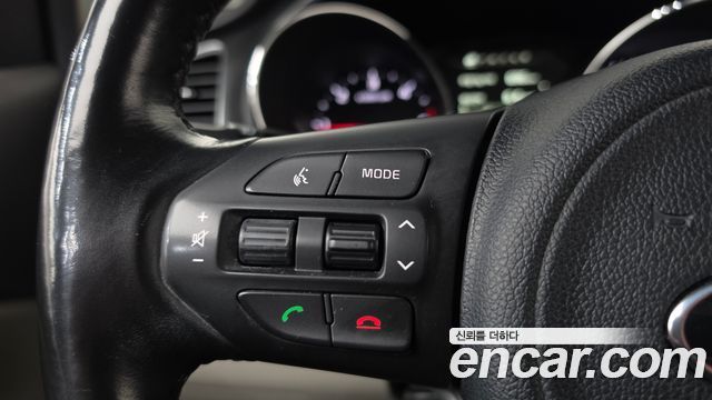 Kia Canival 2018 — photo 16