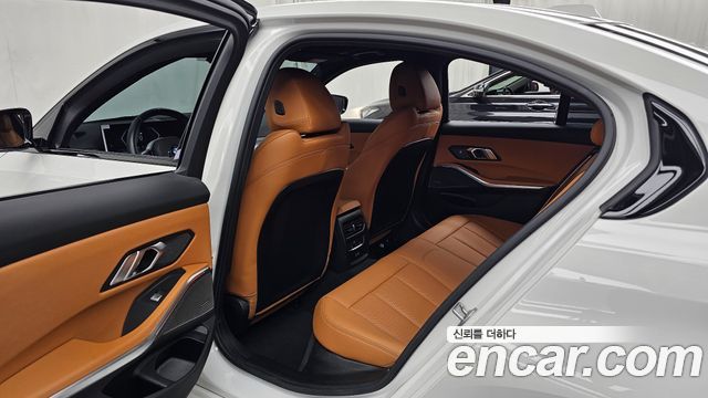 BMW 3-Series 2026 — photo 18