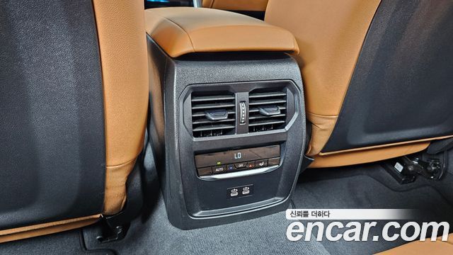 BMW 3-Series 2026 — photo 32