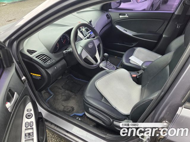 Hyundai Accent 2014 — photo 4