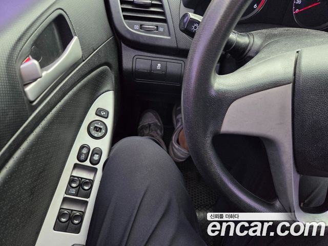 Hyundai Accent 2014 — photo 10