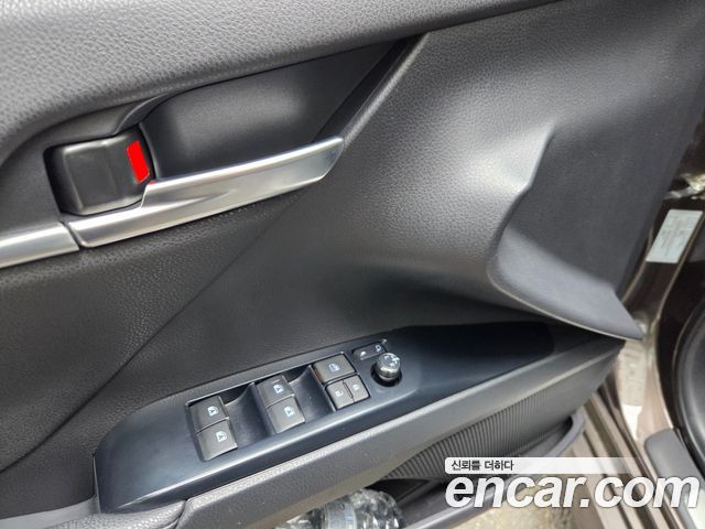 Toyota Camry 2019 — photo 10