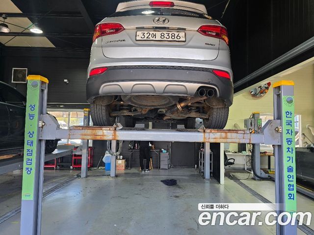 Hyundai Santafe 2013 — photo 2