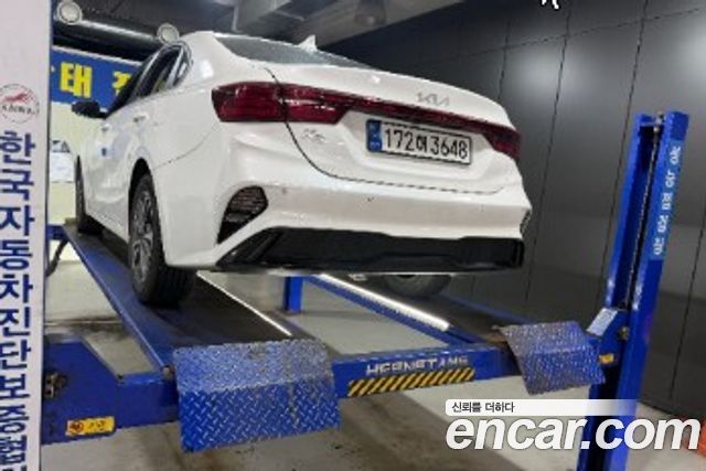 Kia K3 2023 — photo 2