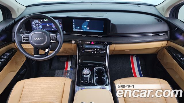 Kia Canival 2023 — photo 10