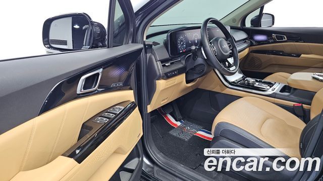 Kia Canival 2023 — photo 13