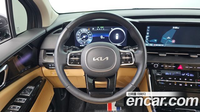 Kia Canival 2023 — photo 20