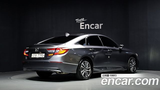 Honda Accord 2018 — photo 2