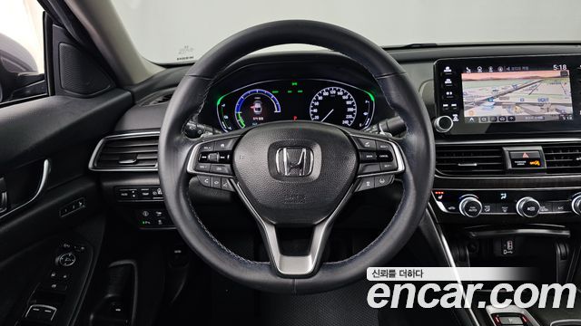 Honda Accord 2018 — photo 19