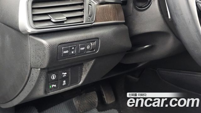 Honda Accord 2018 — photo 29