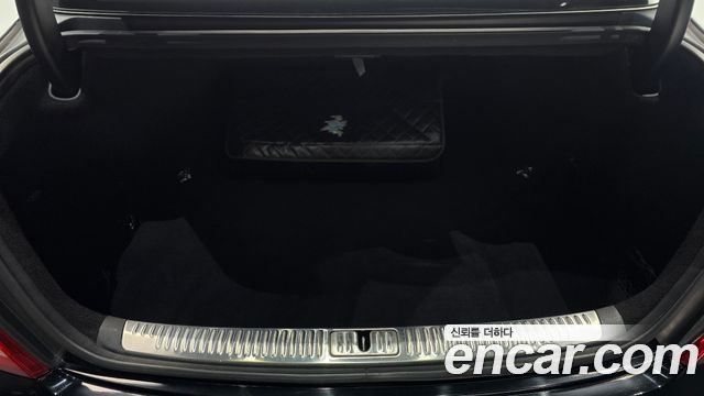 Genesis EQ900 2017 — photo 26