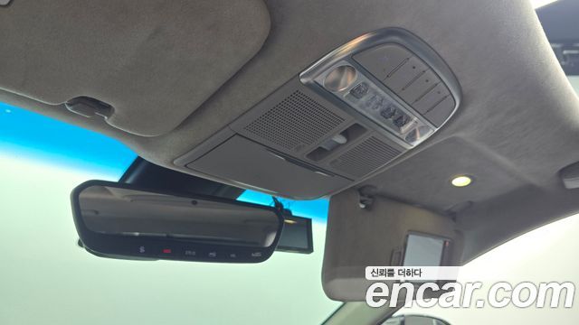 Genesis EQ900 2017 — photo 33