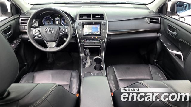 Toyota Camry 2015 — photo 7