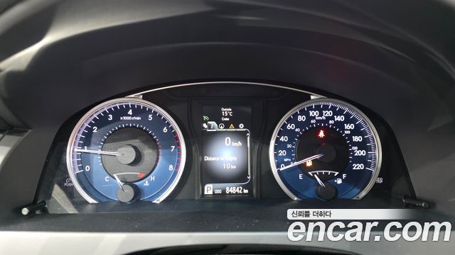 Toyota Camry 2015 — photo 8
