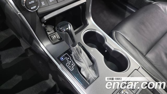 Toyota Camry 2015 — photo 9