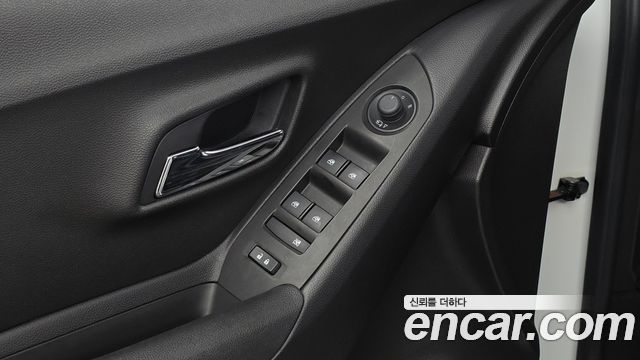 Chevrolet Korea Trax 2018 — photo 29