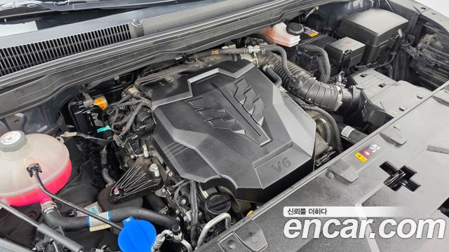 Kia Canival 2023 — photo 6