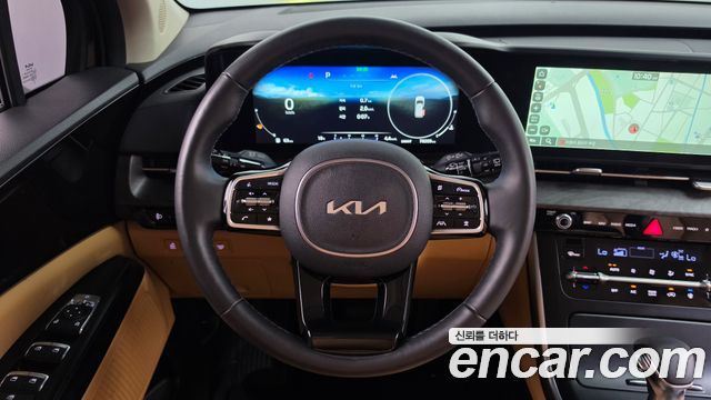 Kia Canival 2023 — photo 18