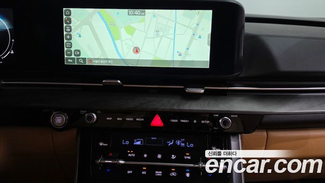 Kia Canival 2023 — photo 19