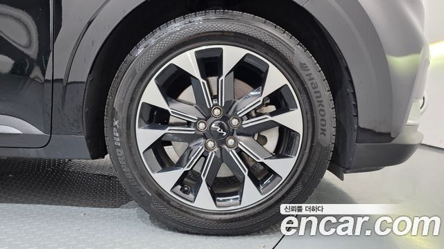 Kia Canival 2023 — photo 7