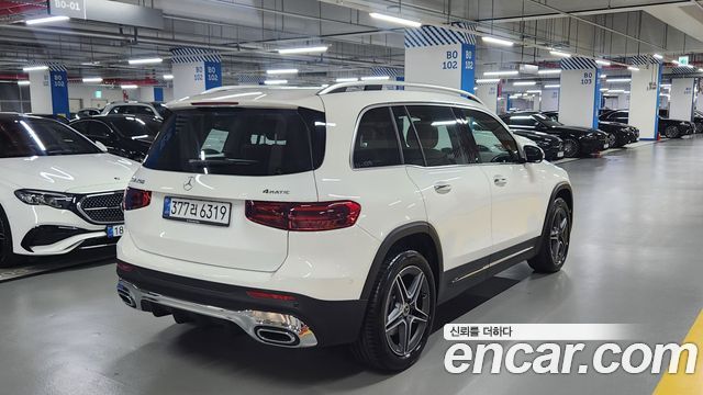 Mercedes-Benz GLB-Class 2026 — photo 4