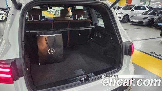 Mercedes-Benz GLB-Class 2026 — photo 17