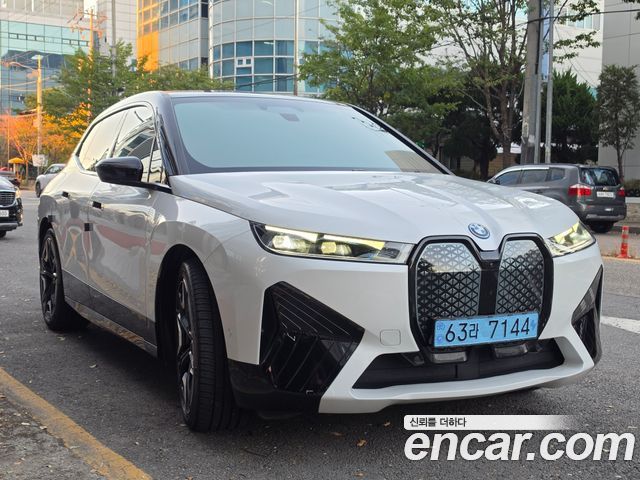 BMW iX 2023 — photo 3