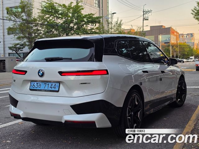 BMW iX 2023 — photo 6