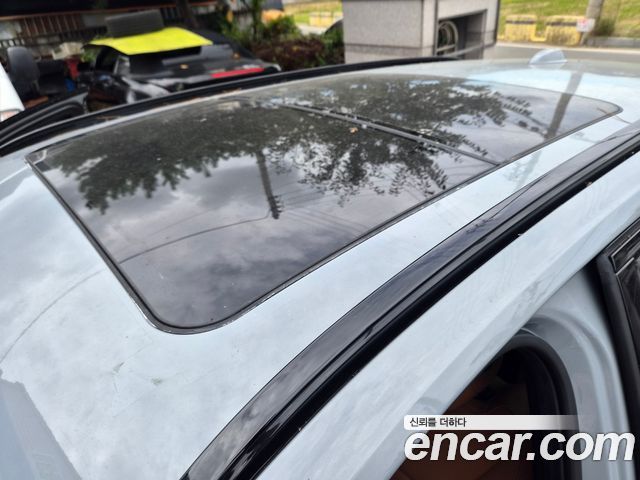 BMW 3-Series 2025 — photo 9