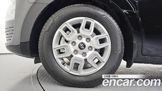 Hyundai Staria 2025 — photo 5