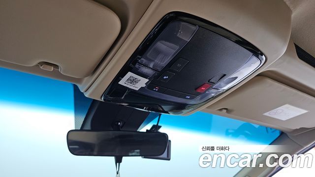 Hyundai Staria 2025 — photo 14
