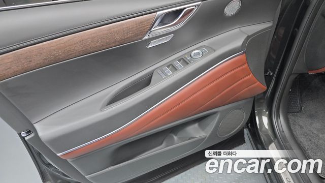 Genesis GV80 2025 — photo 14