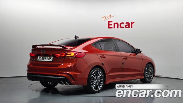 Hyundai AVANTE 2017 — photo 2