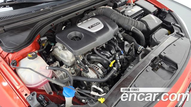 Hyundai AVANTE 2017 — photo 6
