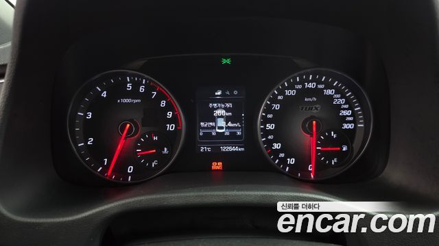 Hyundai AVANTE 2017 — photo 11