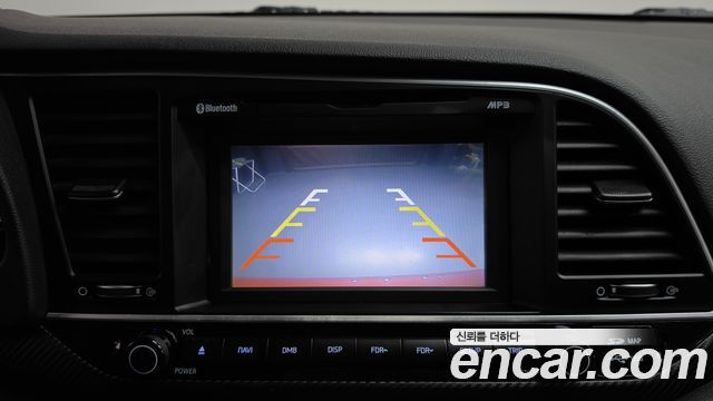 Hyundai AVANTE 2017 — photo 20