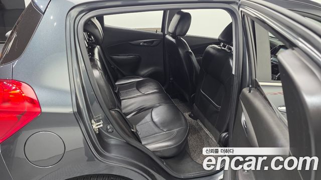 Chevrolet Korea Spark 2018 — photo 18