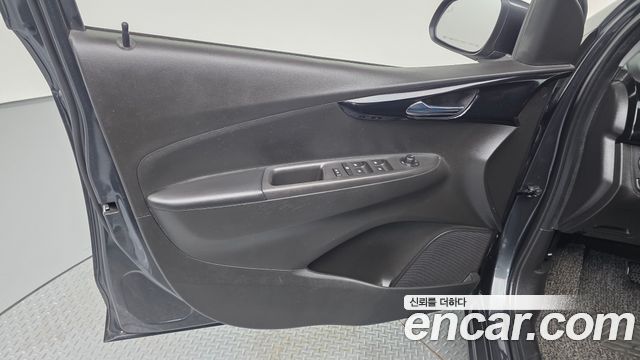 Chevrolet Korea Spark 2018 — photo 14