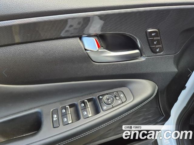 Hyundai Santafe 2021 — photo 13