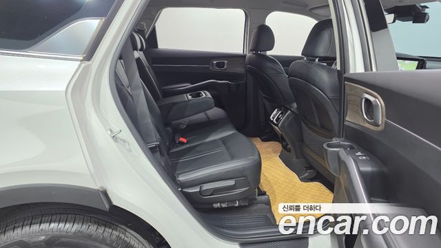 Kia Sorento 2022 — photo 17