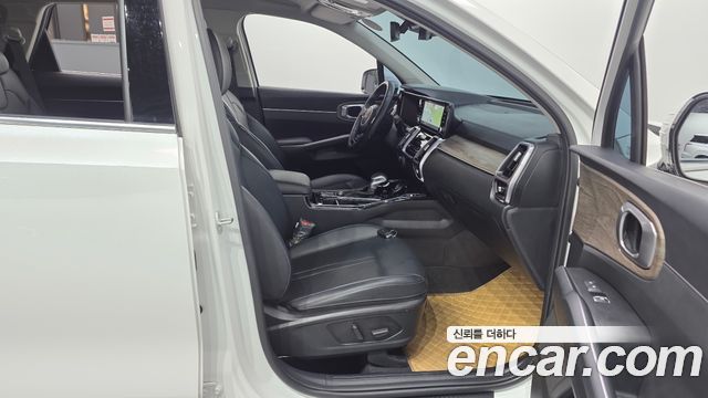 Kia Sorento 2022 — photo 16