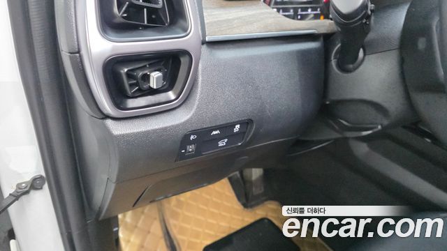 Kia Sorento 2022 — photo 28