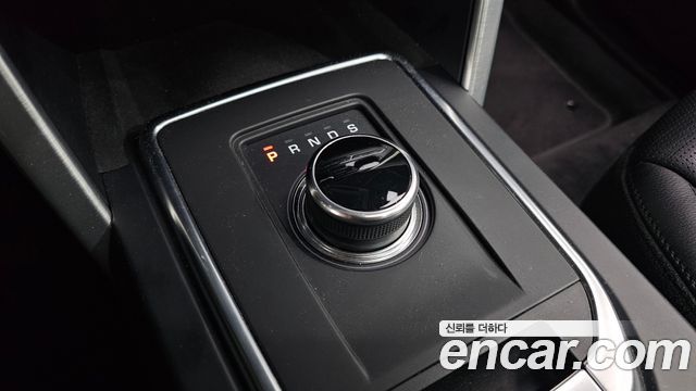Land Rover Discovery Sport 2018 — photo 12