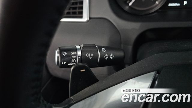 Land Rover Discovery Sport 2018 — photo 28