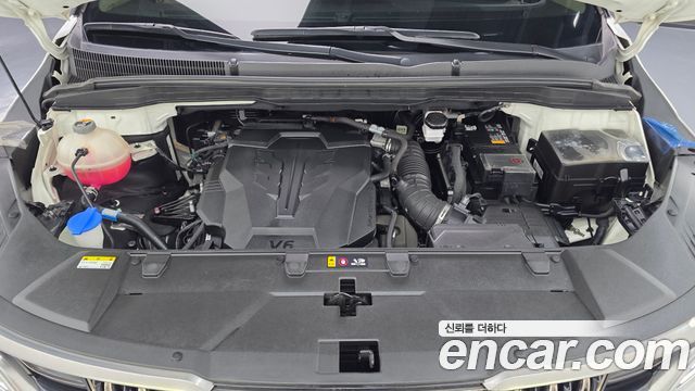 Kia Canival 2023 — photo 6