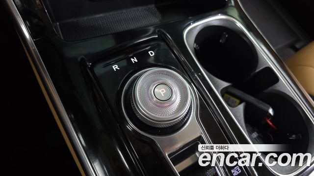 Kia Canival 2023 — photo 12