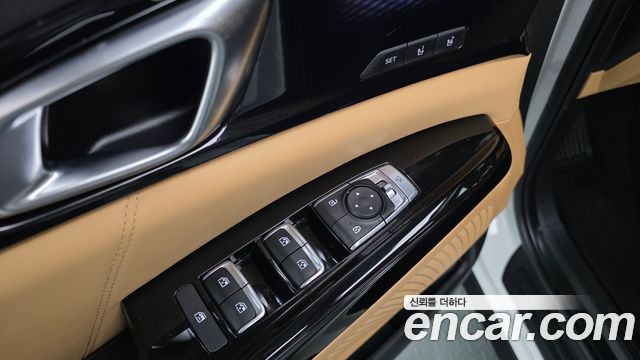 Kia Canival 2023 — photo 34