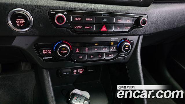 Kia Niro 2018 — photo 22